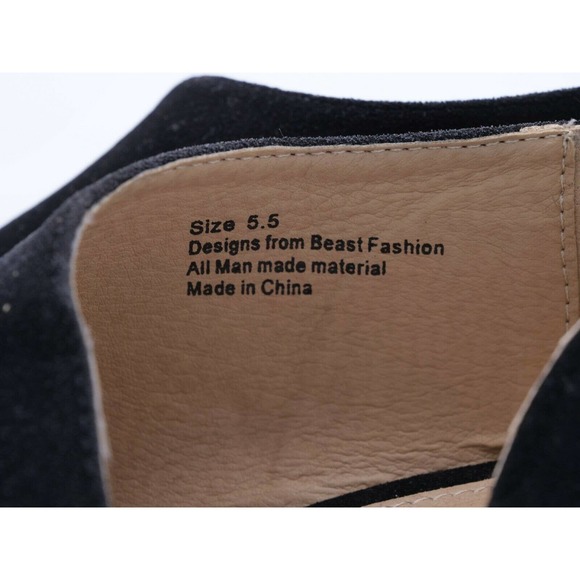 Beast Fashion Shoes Womens 5.5 Black Faux Suede Side Cutout Cap Toe Slip On - Picture 6 of 10